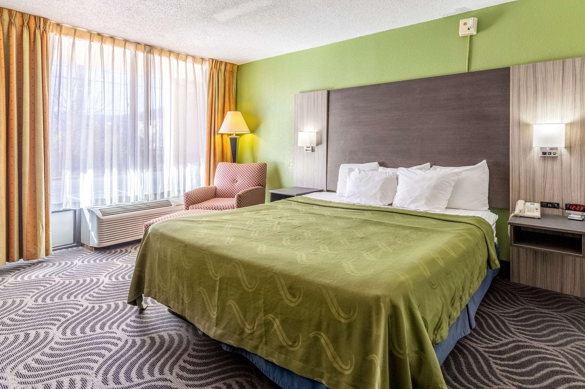 Quality Inn Newport Luaran gambar