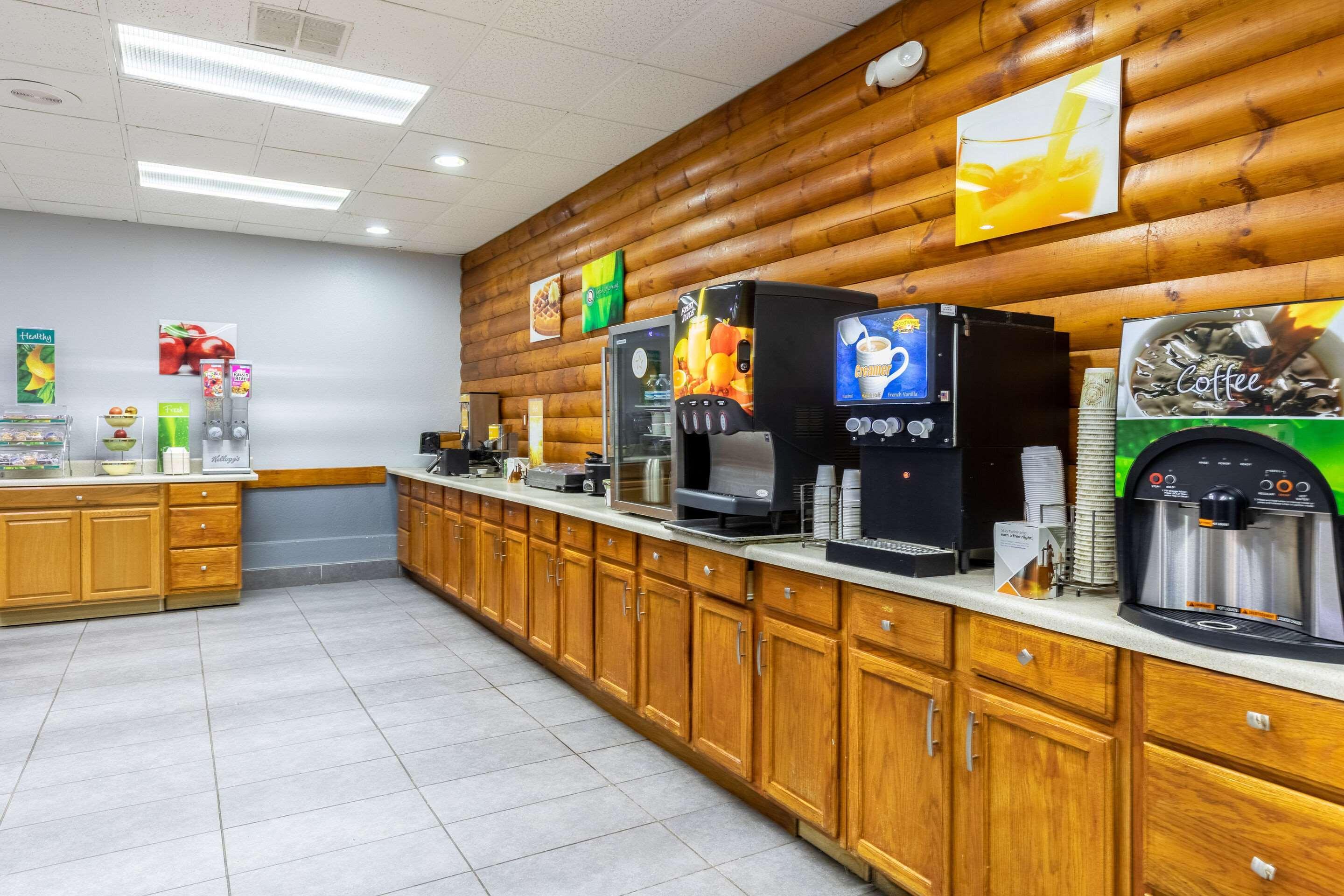 Quality Inn Newport Luaran gambar