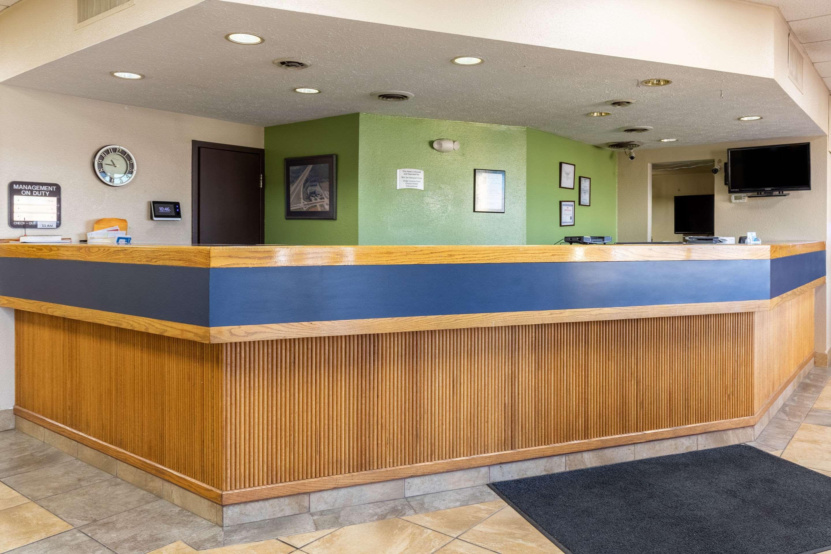 Quality Inn Newport Luaran gambar